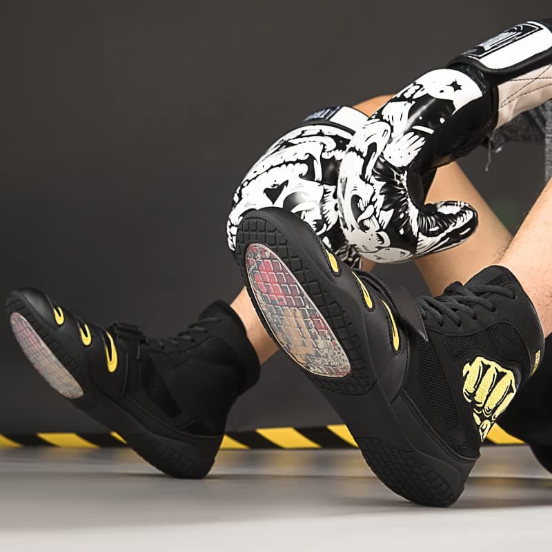 Youngtie Chaussures de Boxe d'entraînement Professionnel pour Hommes et Femmes - Lutte, Résistance, Durable